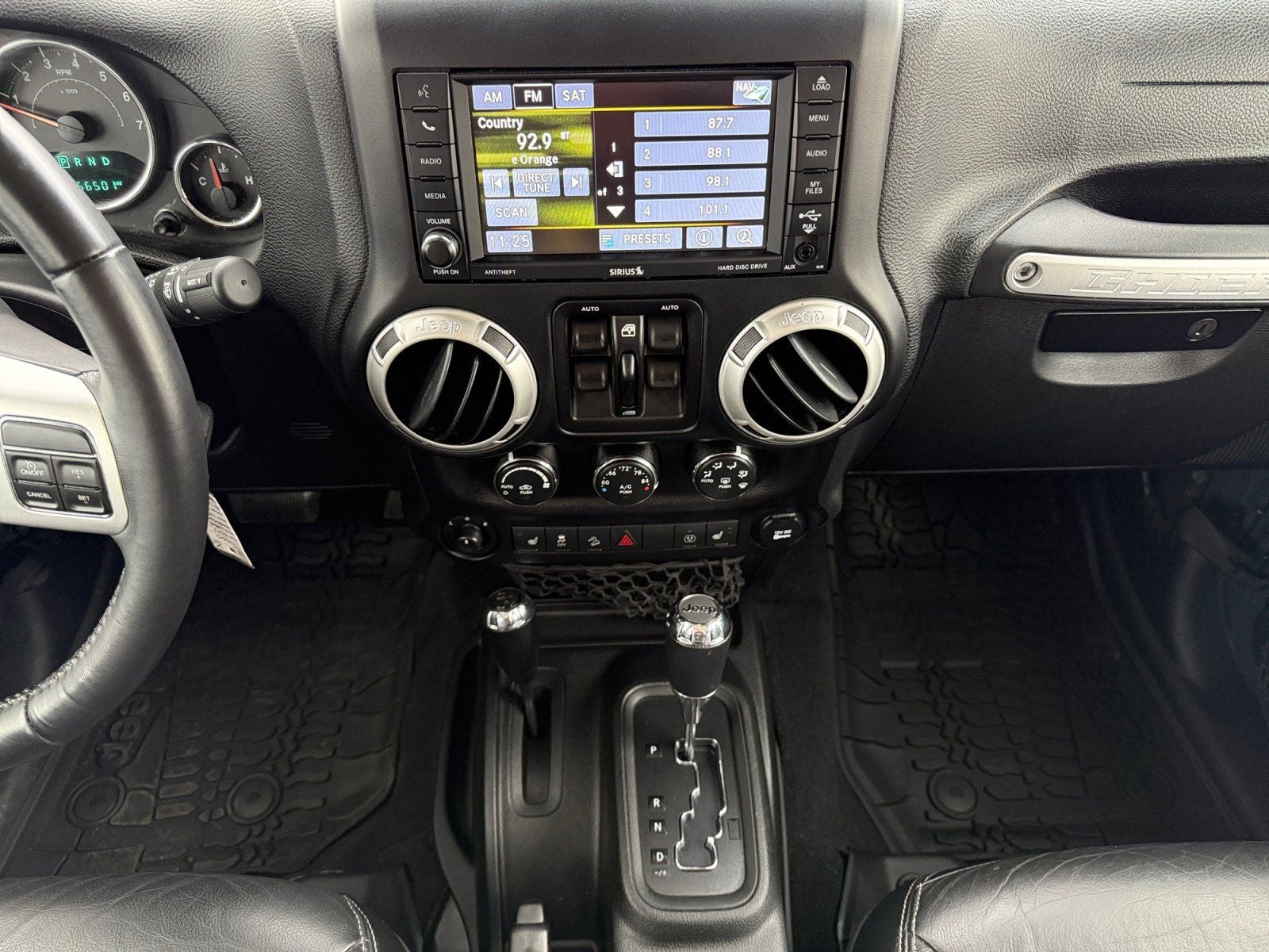 2017 Jeep Wrangler Unlimited Sahara Chief