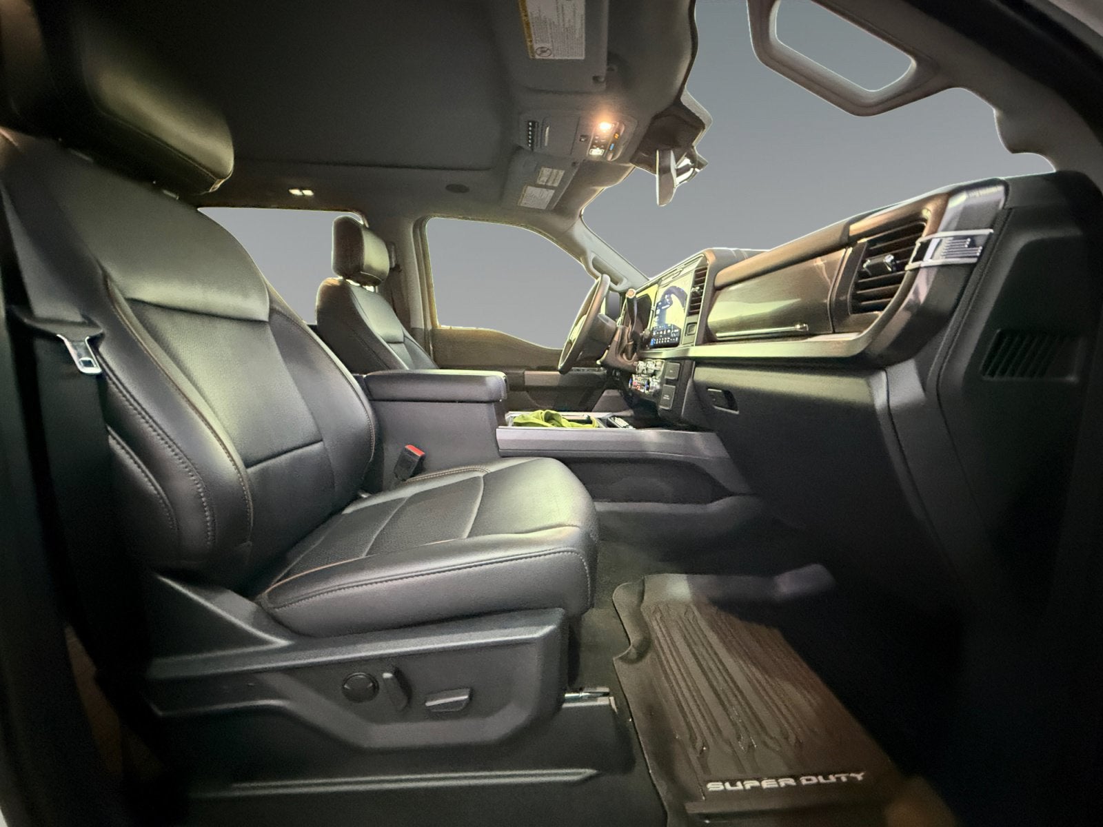 2025 Ford F-250SD Lariat