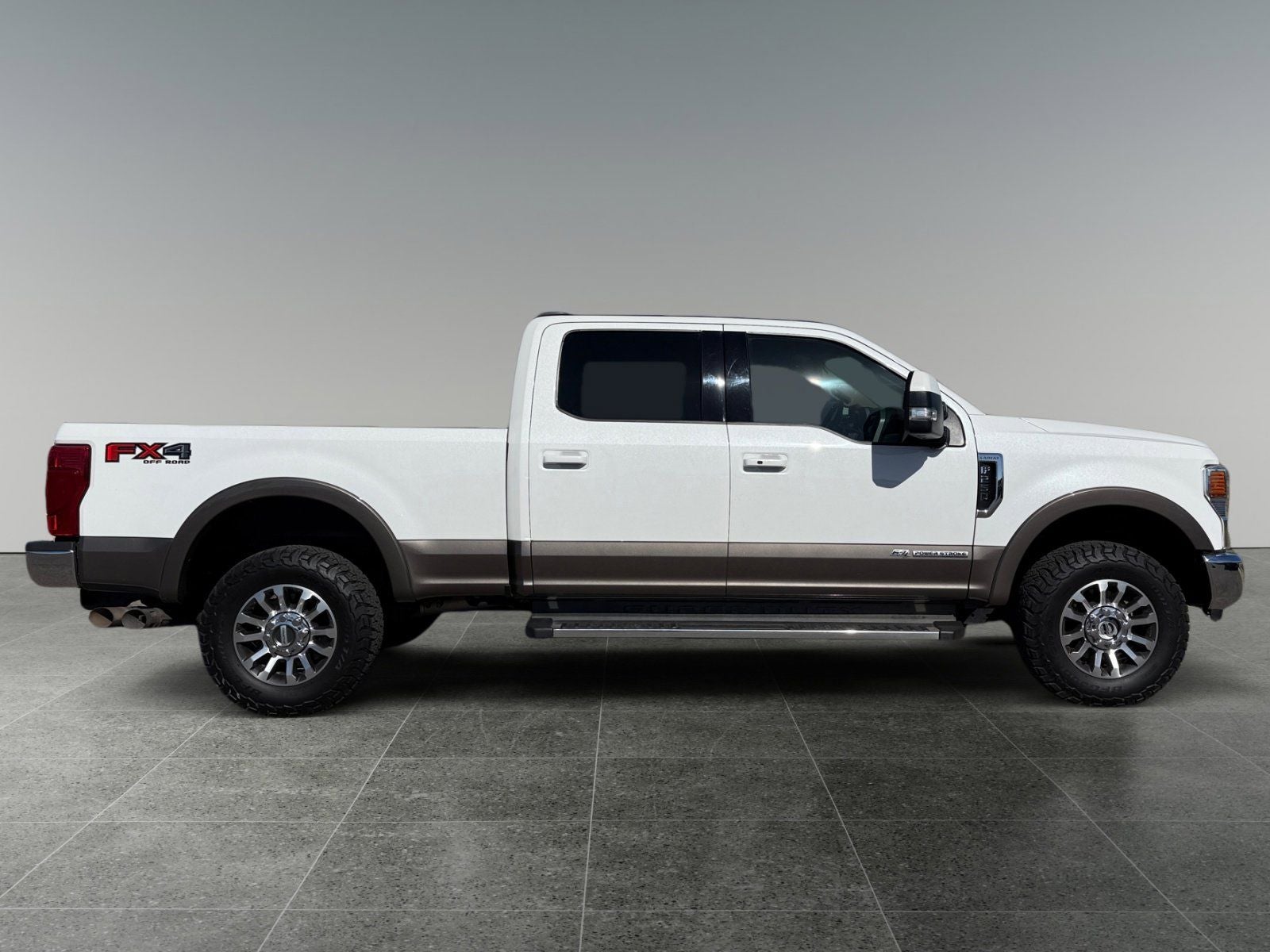 2022 Ford F-250SD Lariat