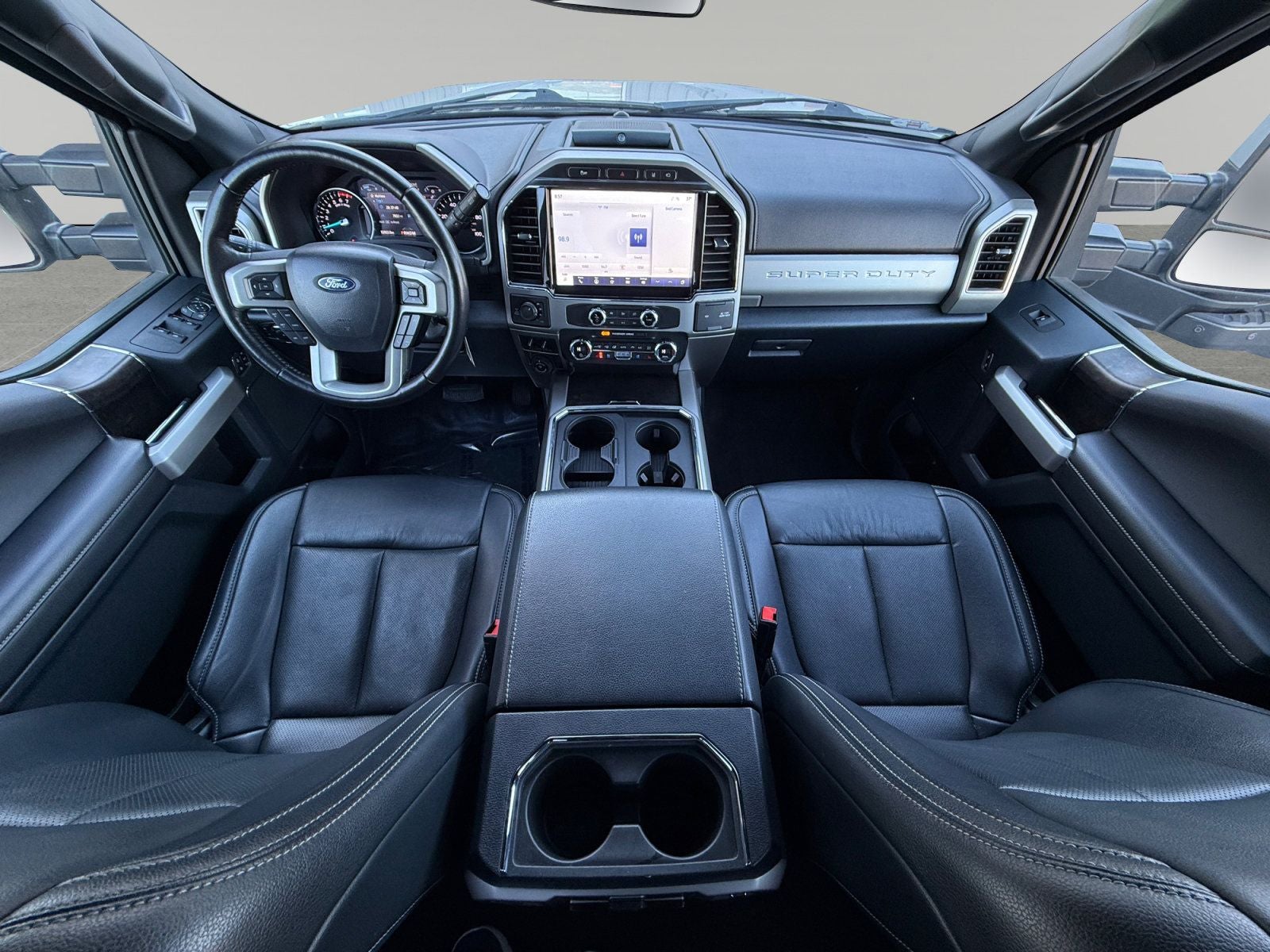 2022 Ford F-350SD Lariat