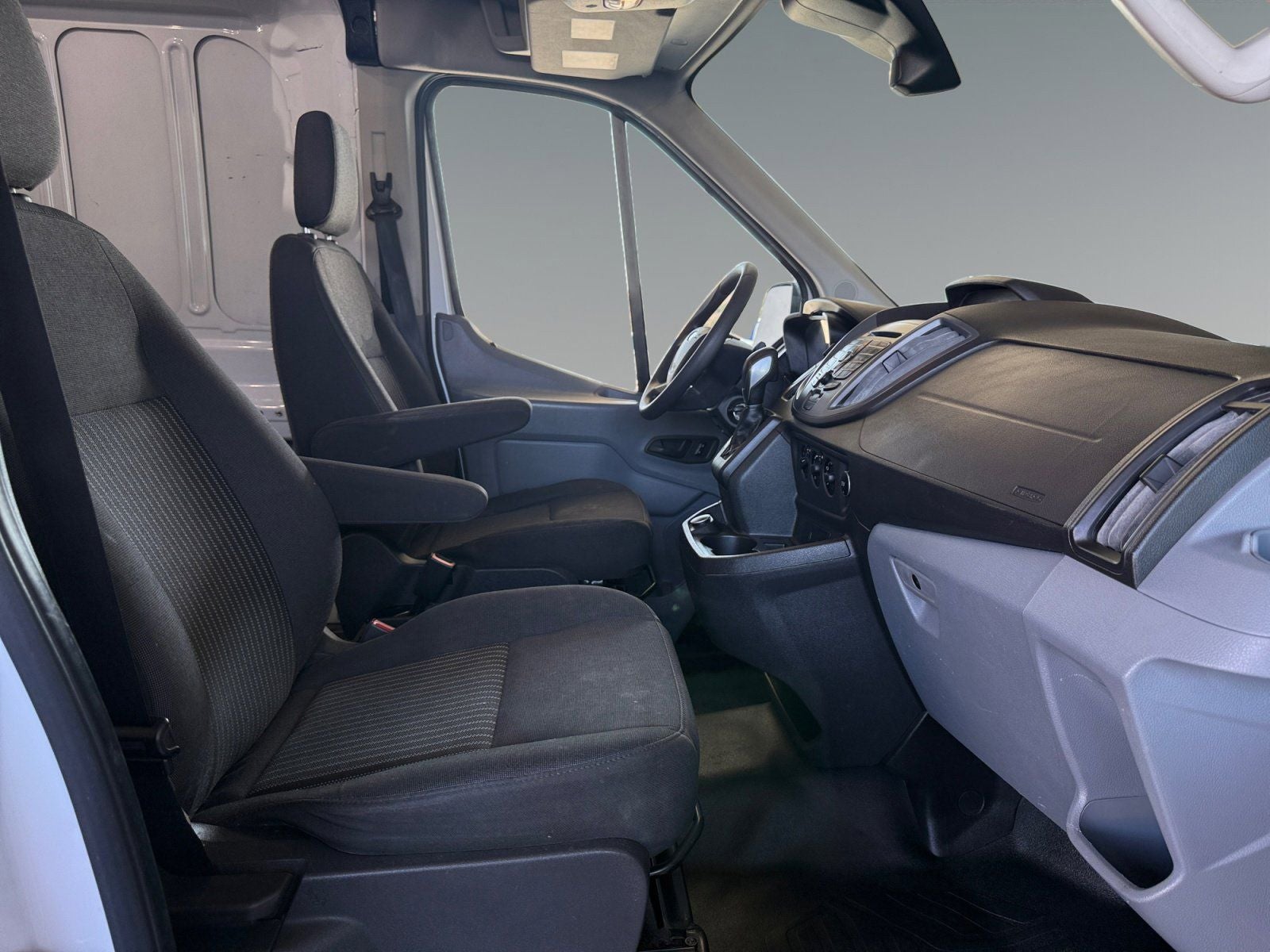 2018 Ford Transit-250 Base