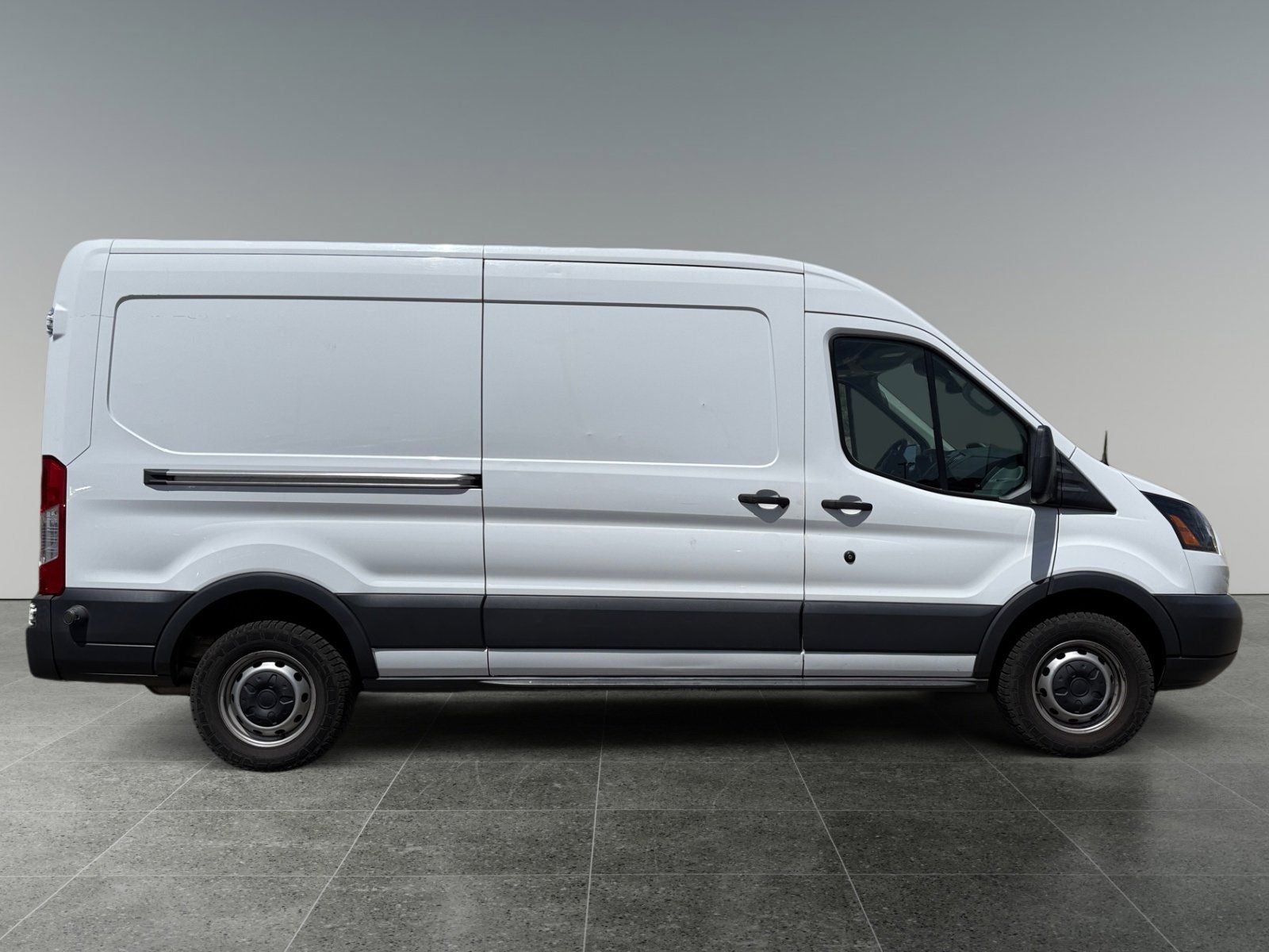2018 Ford Transit-250 Base