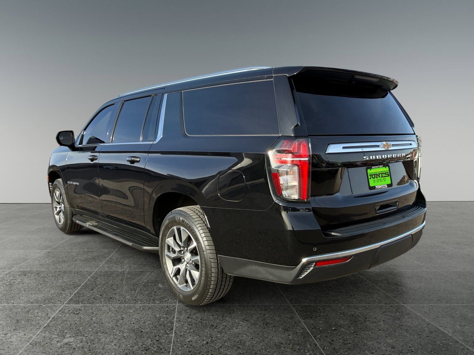 2022 Chevrolet Suburban LT
