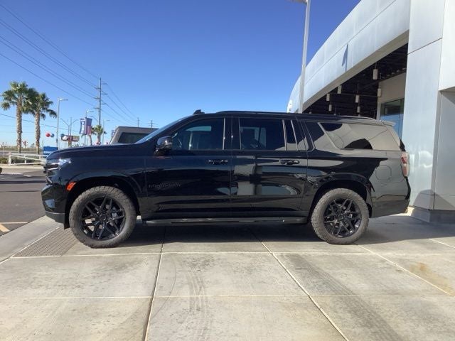 2024 Chevrolet Suburban RST