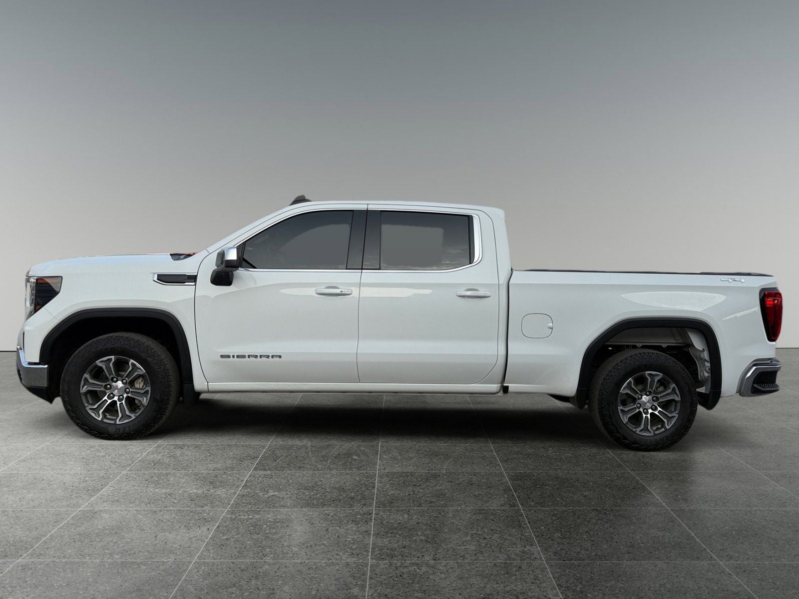 2023 GMC Sierra 1500 SLE