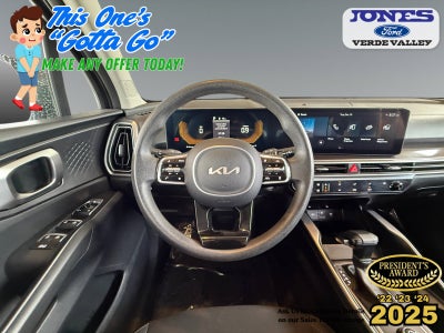 2024 Kia Sorento LX