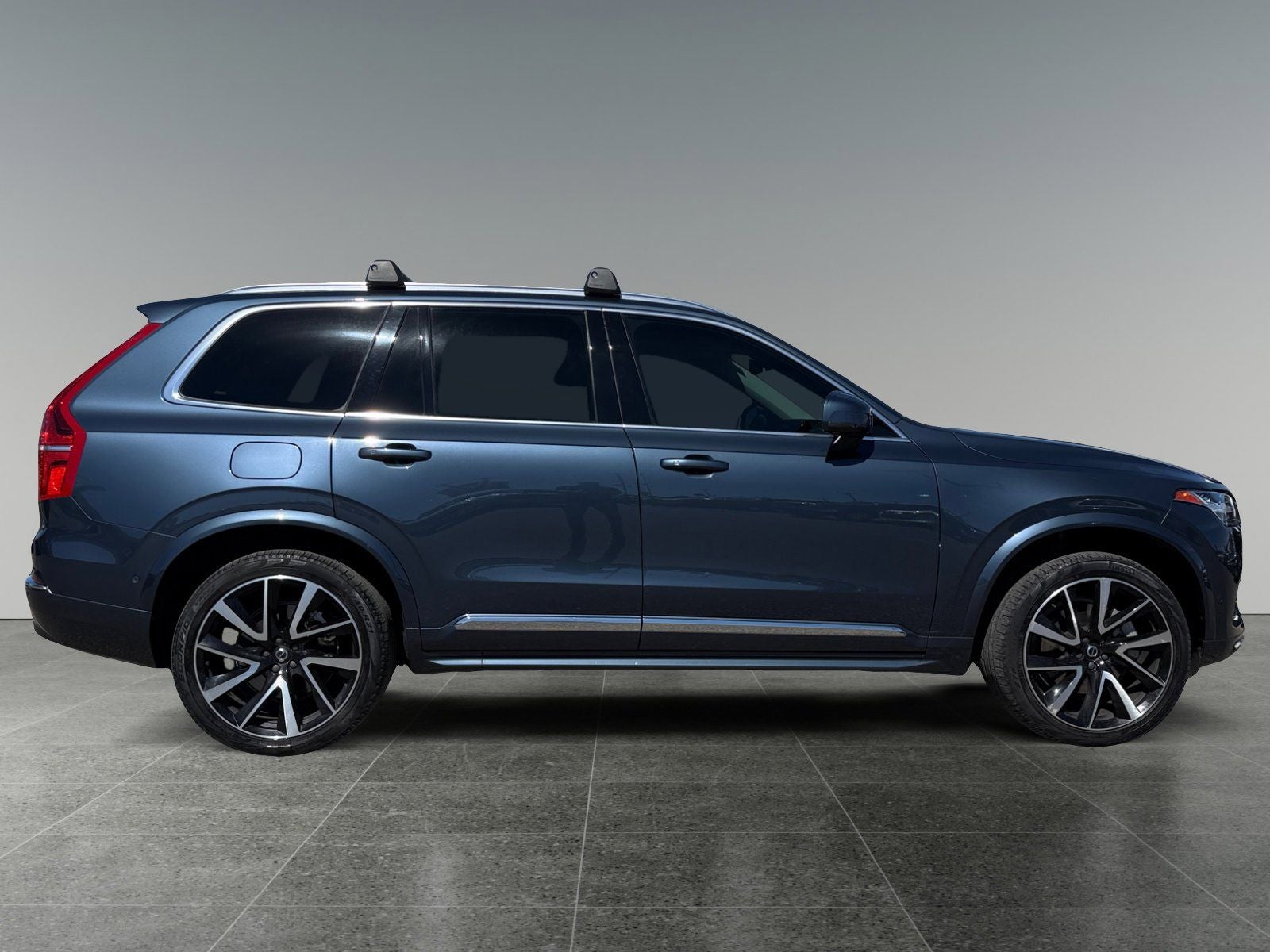 2023 Volvo XC90 B6 Plus 7-Seater