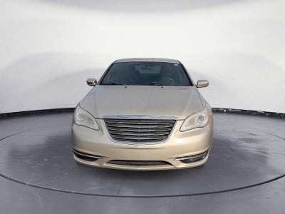 2013 Chrysler 200 Touring