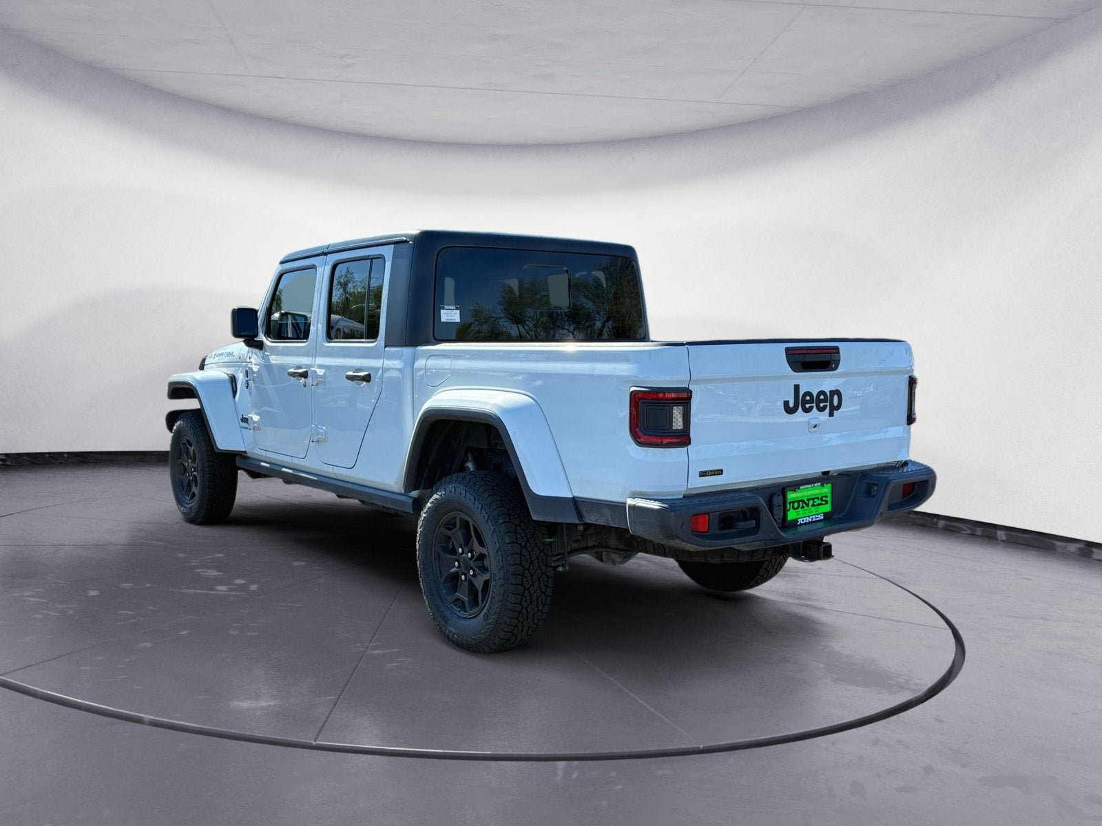 2021 Jeep Gladiator Willys