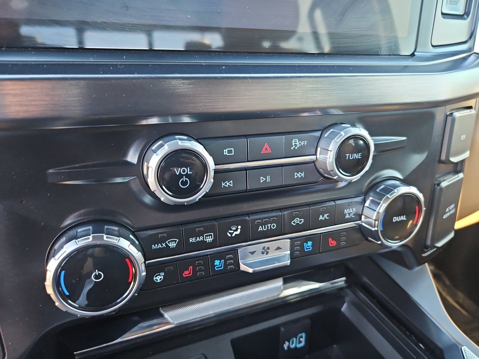2025 Ford F-350SD Lariat