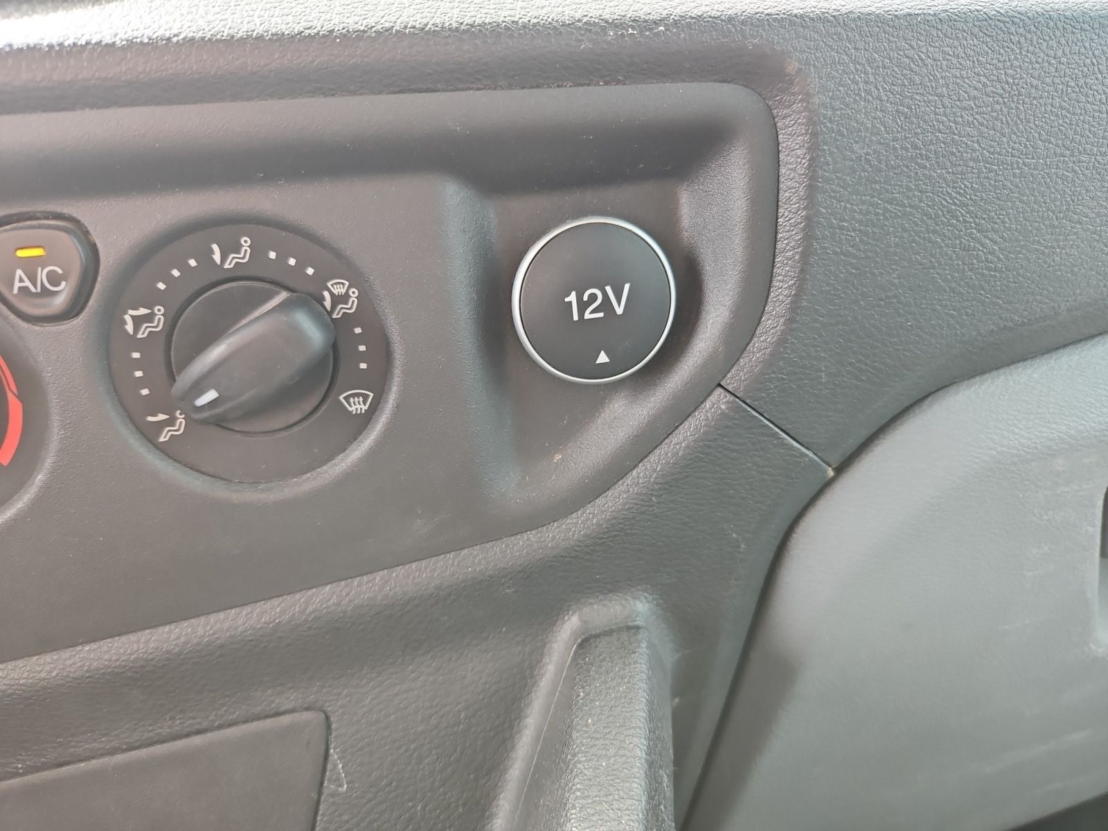 2018 Ford Transit-150 Base