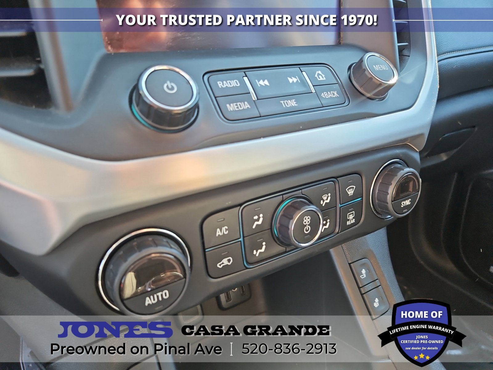 2017 GMC Acadia SLT-1