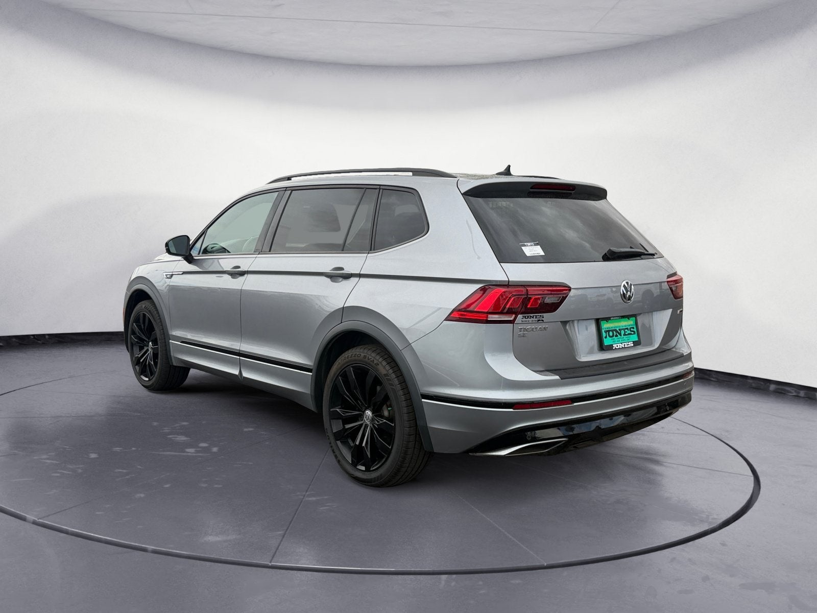 2021 Volkswagen Tiguan 2.0T SE R-Line Black
