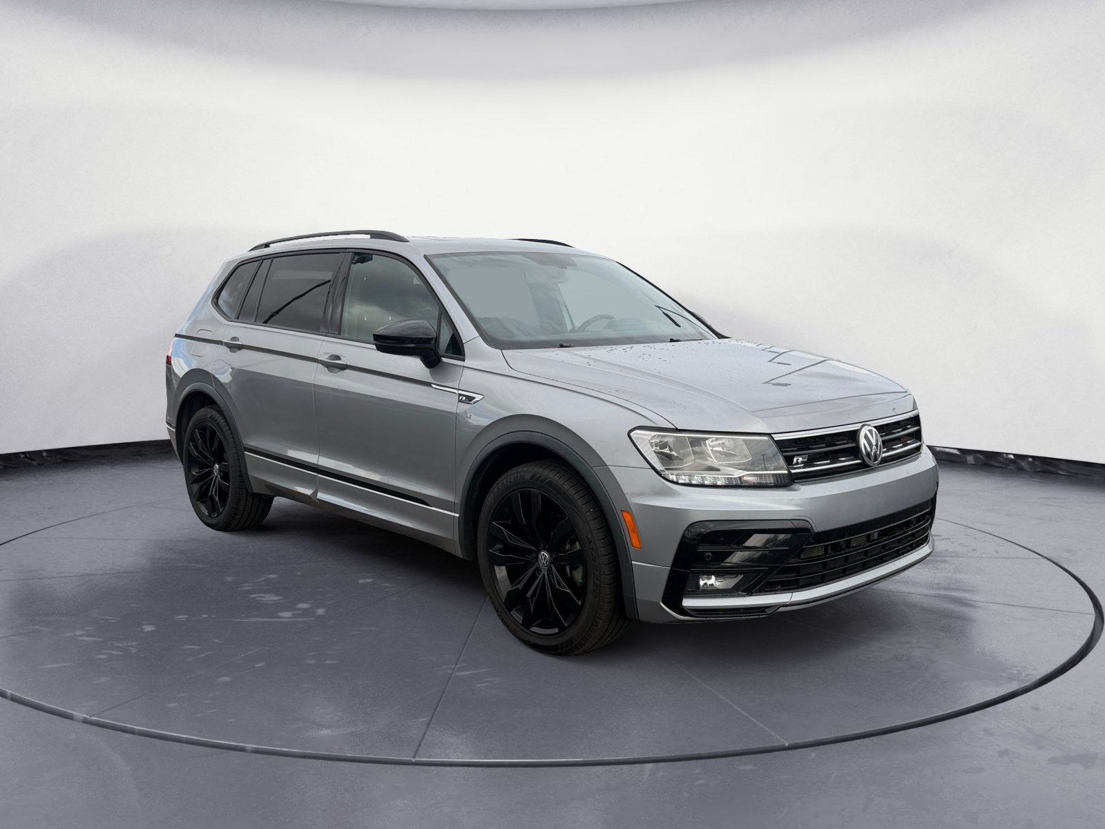 2021 Volkswagen Tiguan 2.0T SE R-Line Black