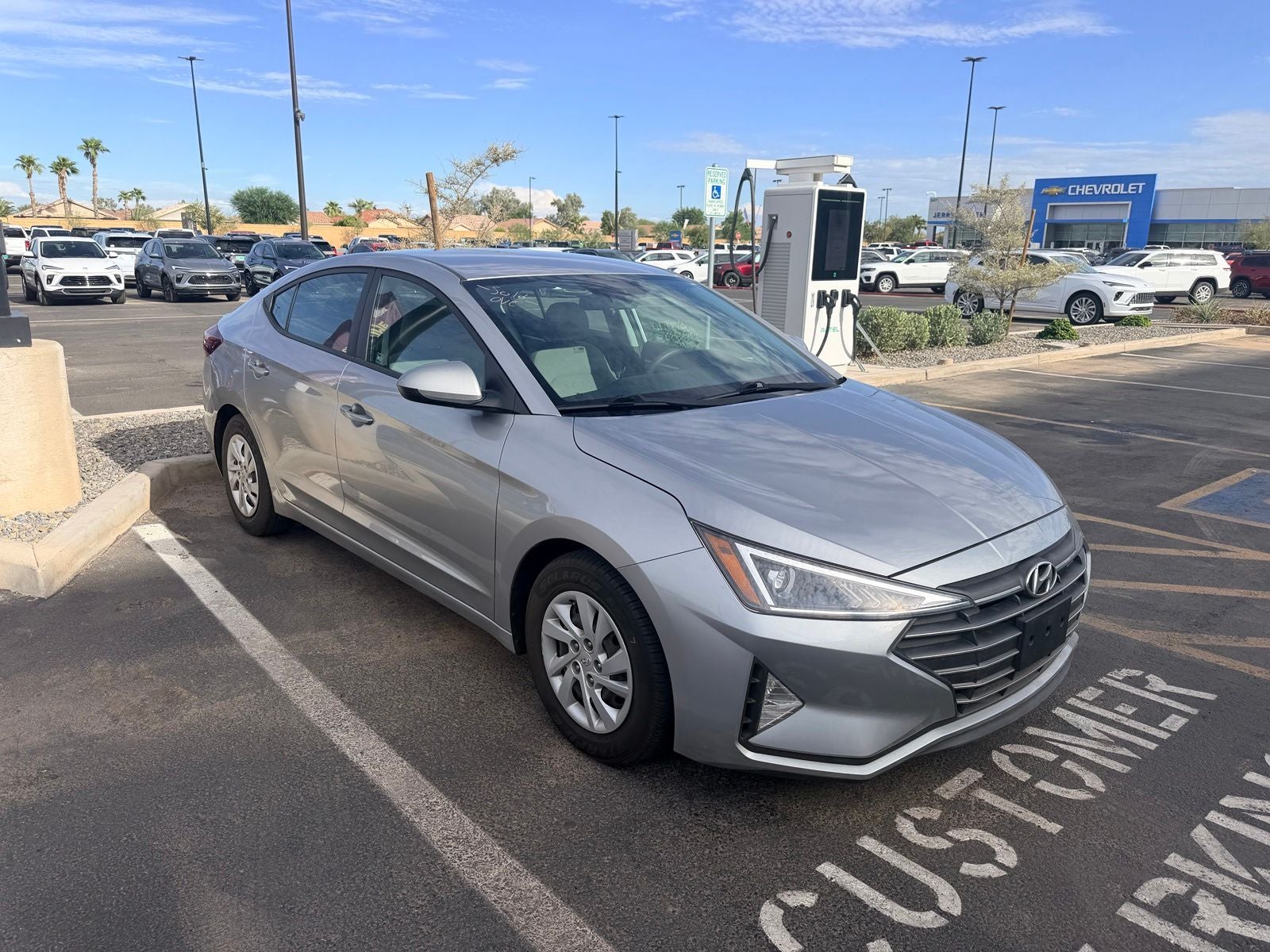 2020 Hyundai Elantra SE
