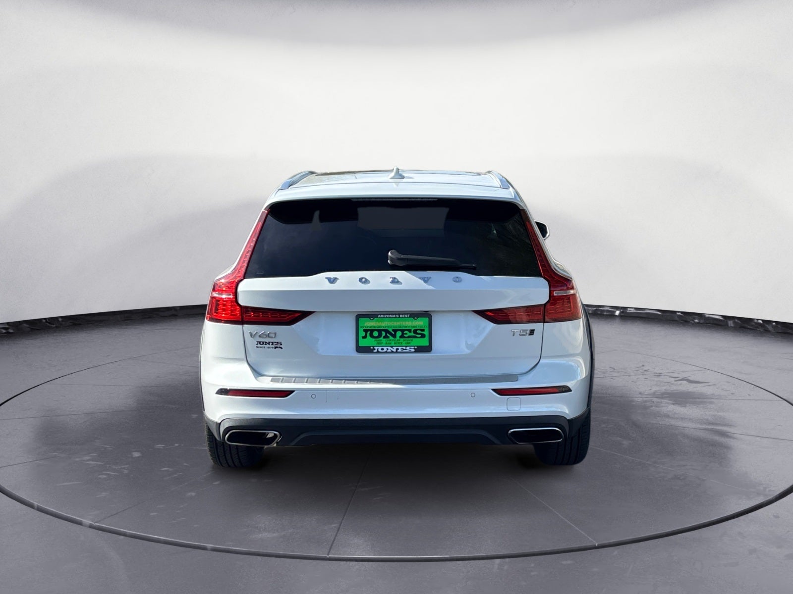 2021 Volvo V60 Cross Country T5