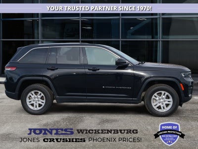 2024 Jeep Grand Cherokee Laredo 4x4