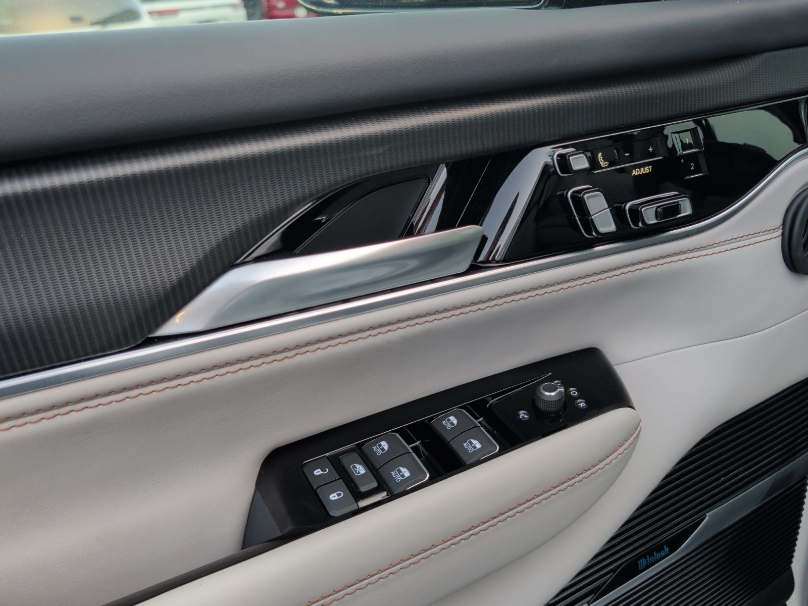 2026 Jeep Grand Wagoneer Summit Obsidian 4x4