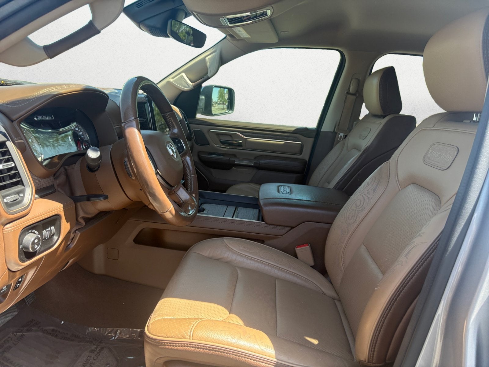 2020 RAM 1500 Laramie Longhorn Crew Cab 4x2 5'7' Box