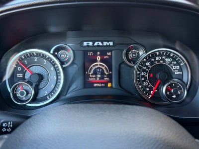 2023 RAM 1500 Big Horn Crew Cab 4x4 5'7' Box
