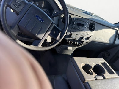 2014 Ford F-550 Chassis XL