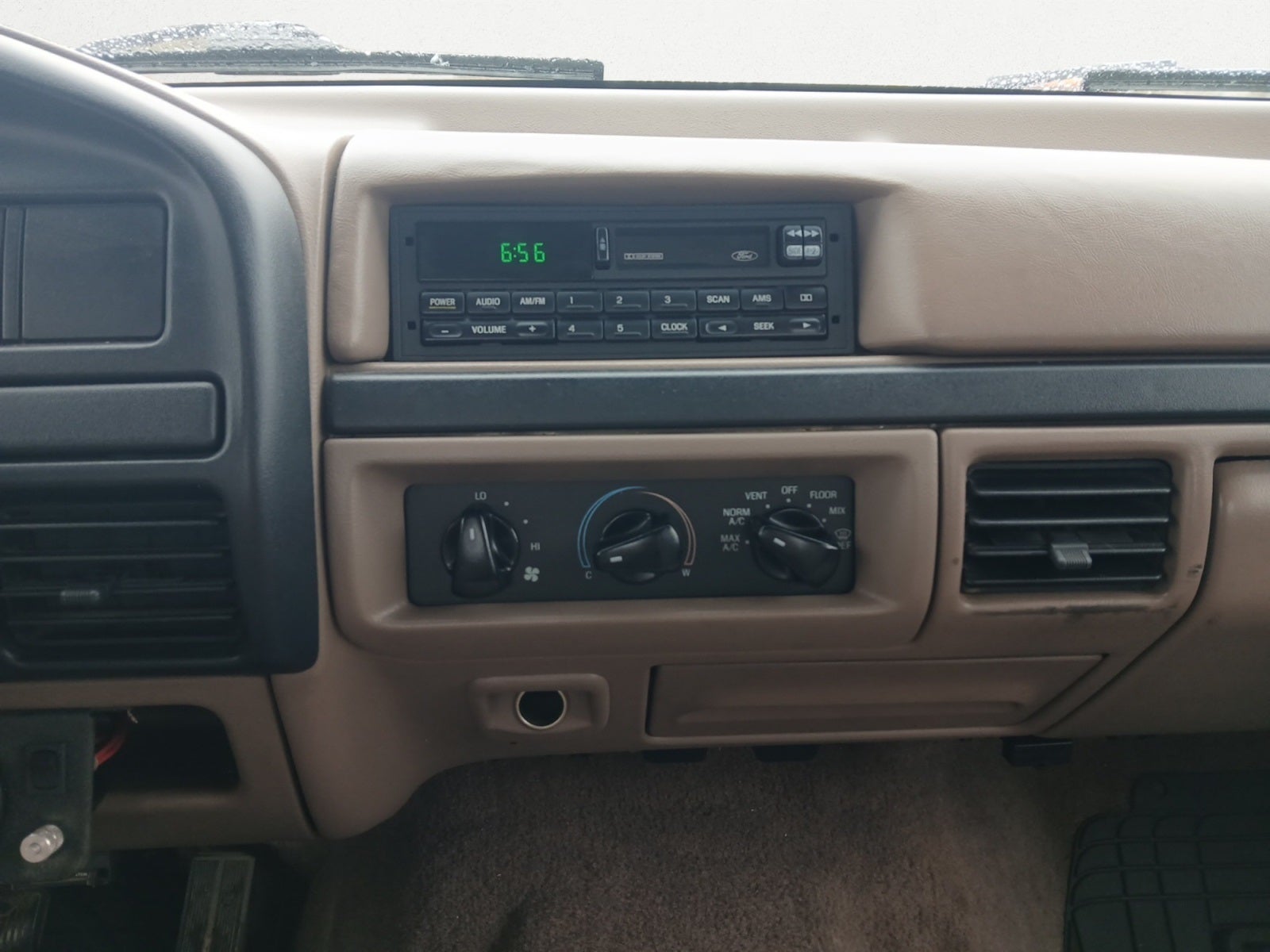1996 Ford F-250 XL