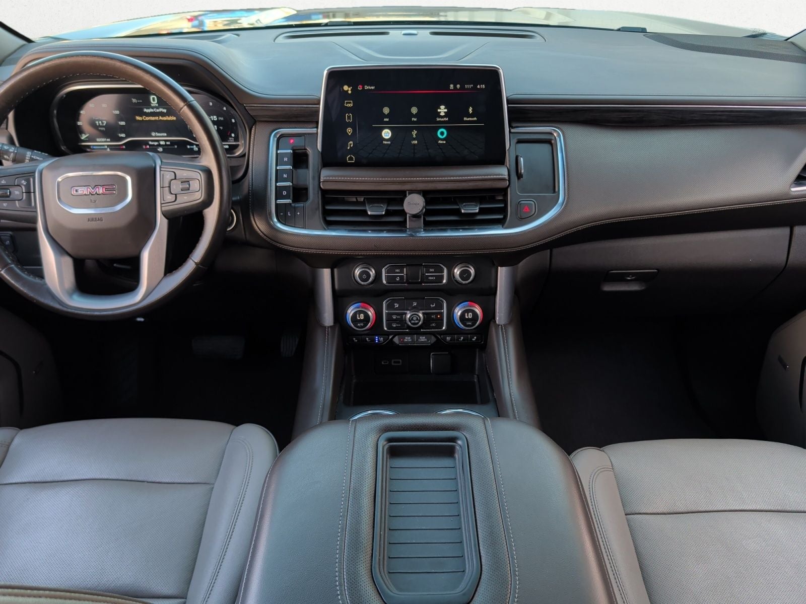 2023 GMC Yukon XL 4WD SLT