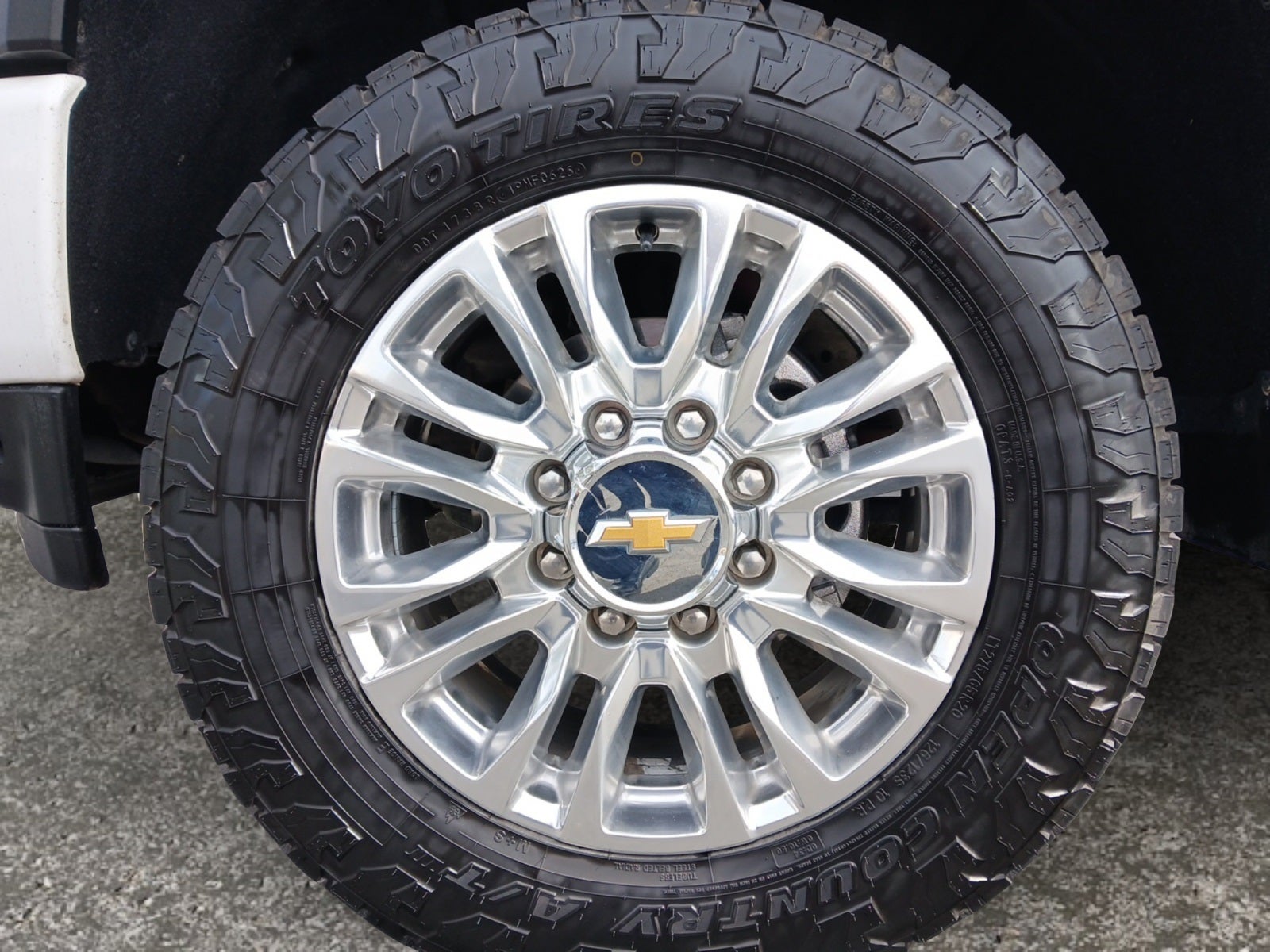 2022 Chevrolet Silverado 3500HD 4WD Crew Cab Standard Bed High Country