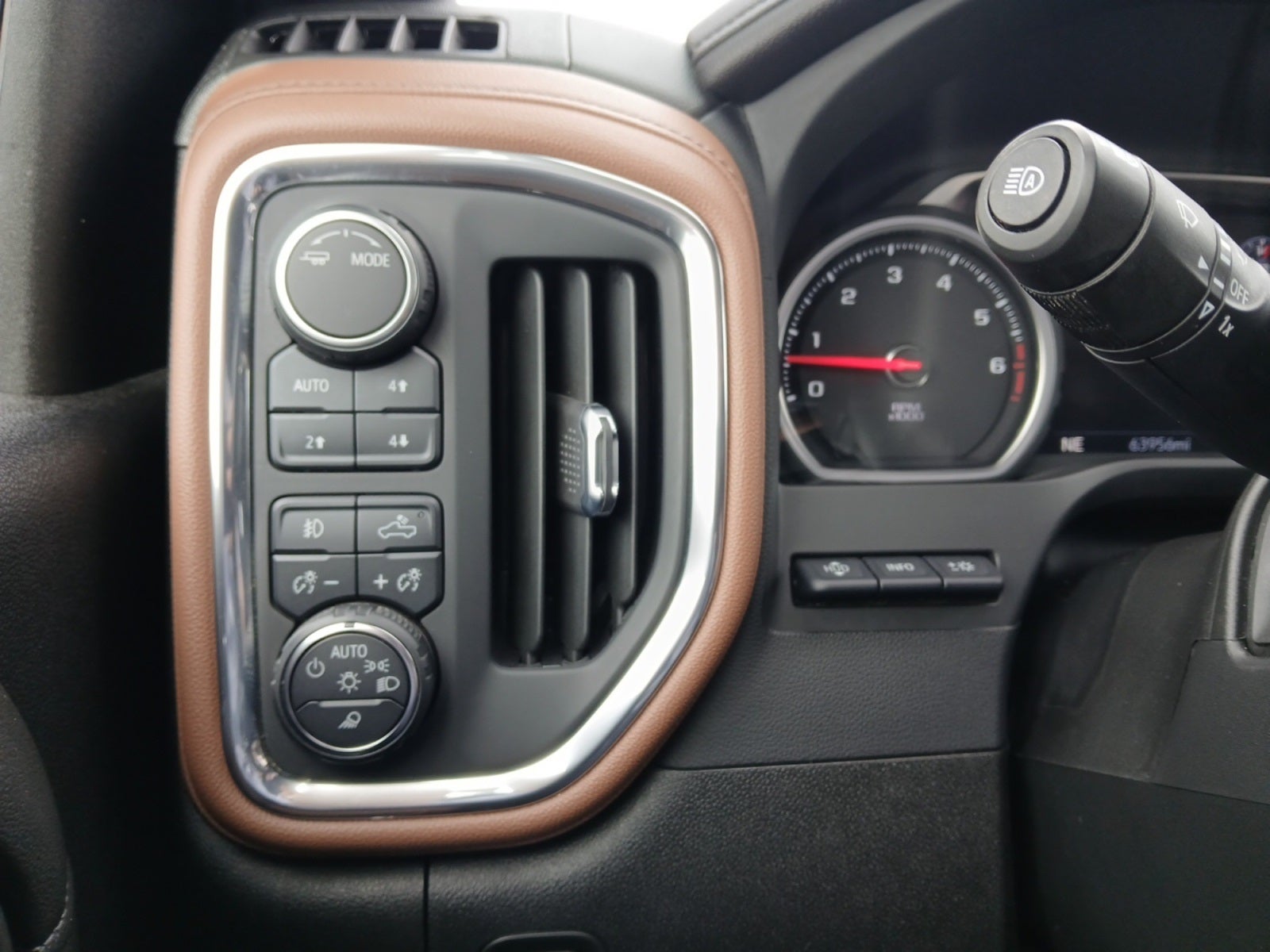 2022 Chevrolet Silverado 3500HD 4WD Crew Cab Standard Bed High Country