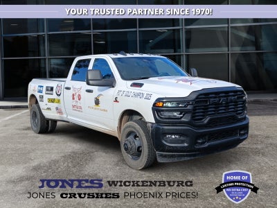 2025 RAM 3500 Tradesman Crew Cab 4x2 8' Box