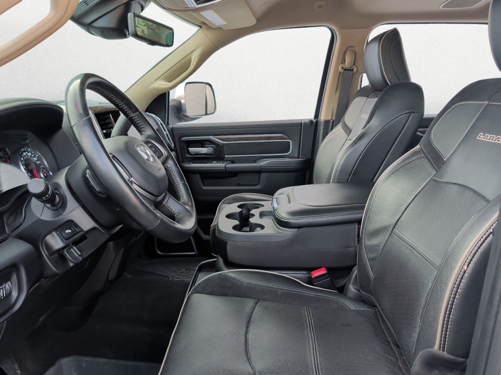 2021 RAM 3500 Laramie Crew Cab 4x4 8' Box