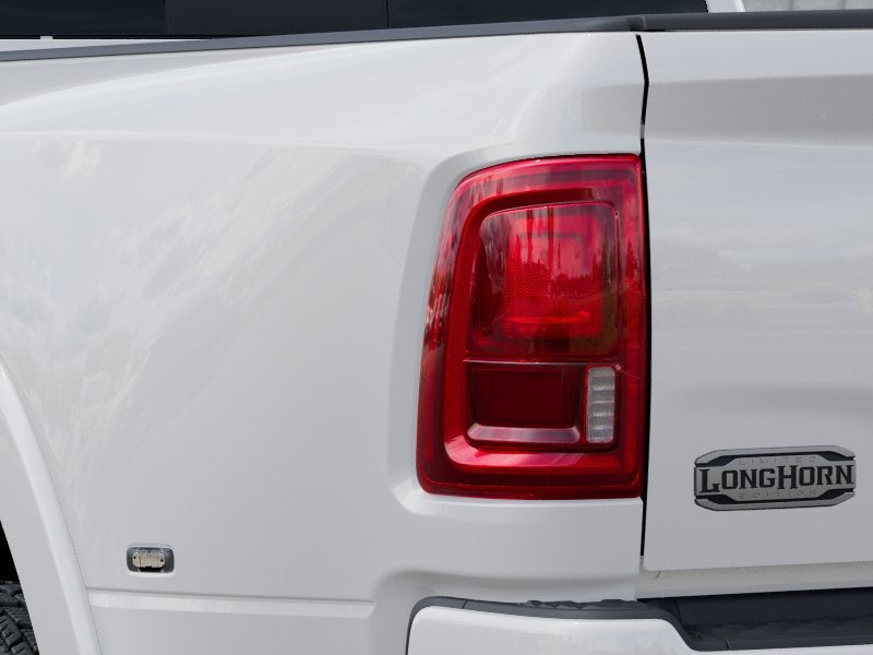 2027 RAM Ram 3500 RAM 3500 LIMITED LONGHORN CREW CAB 4X4 8' BOX