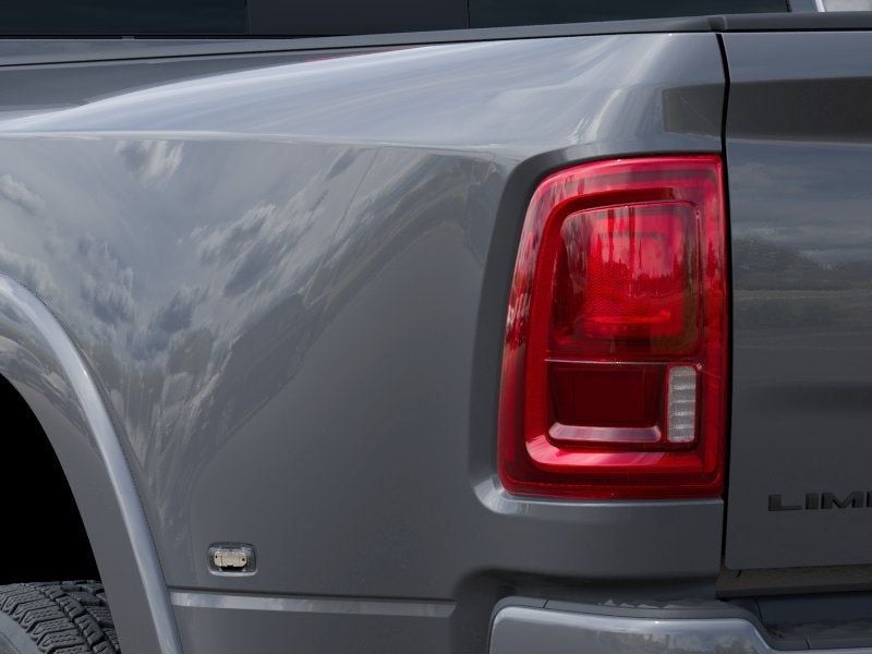 2026 RAM Ram 3500 RAM 3500 LIMITED CREW CAB 4X4 8' BOX