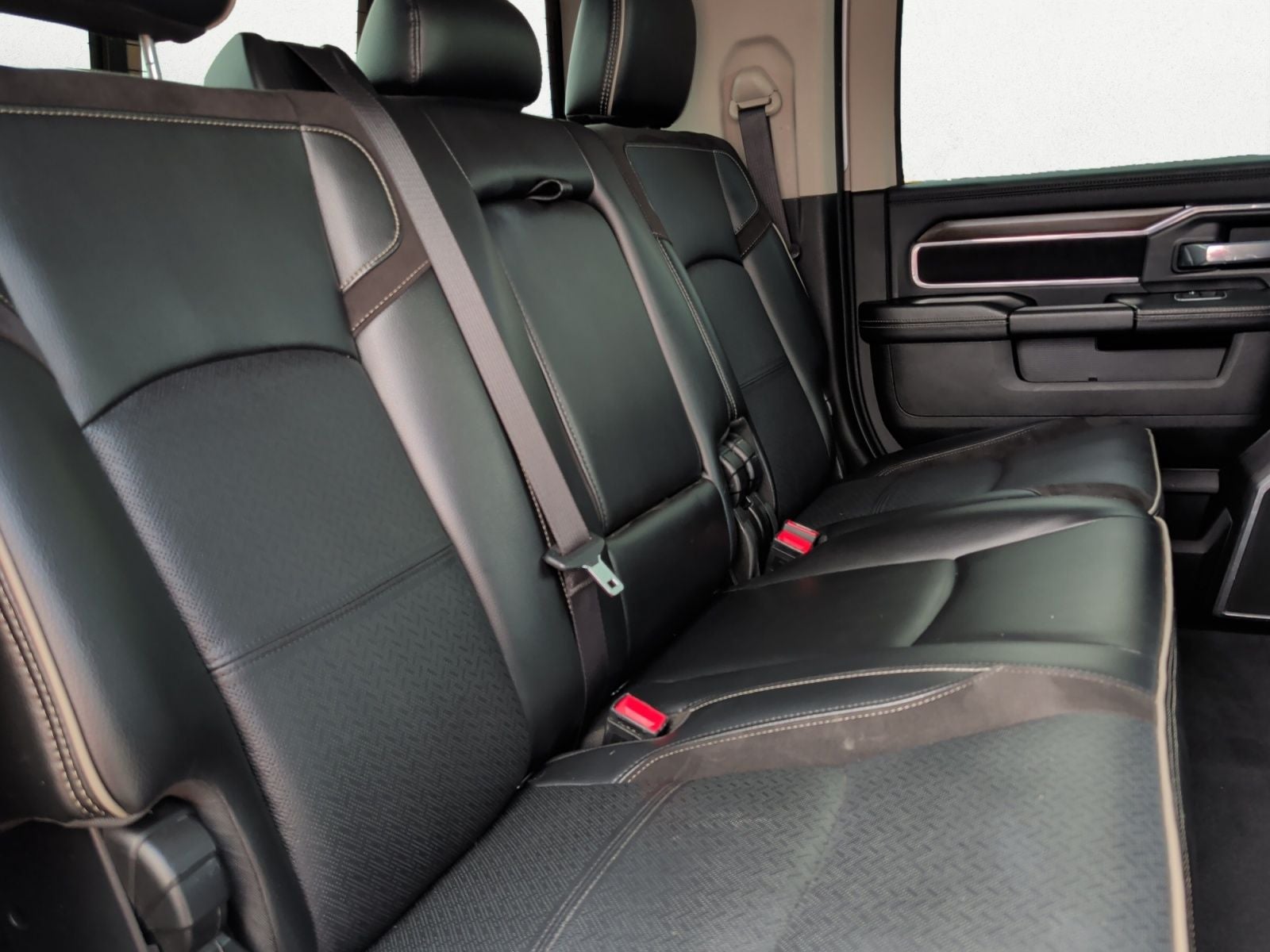 2023 RAM 2500 Laramie Mega Cab 4x4 6'4' Box
