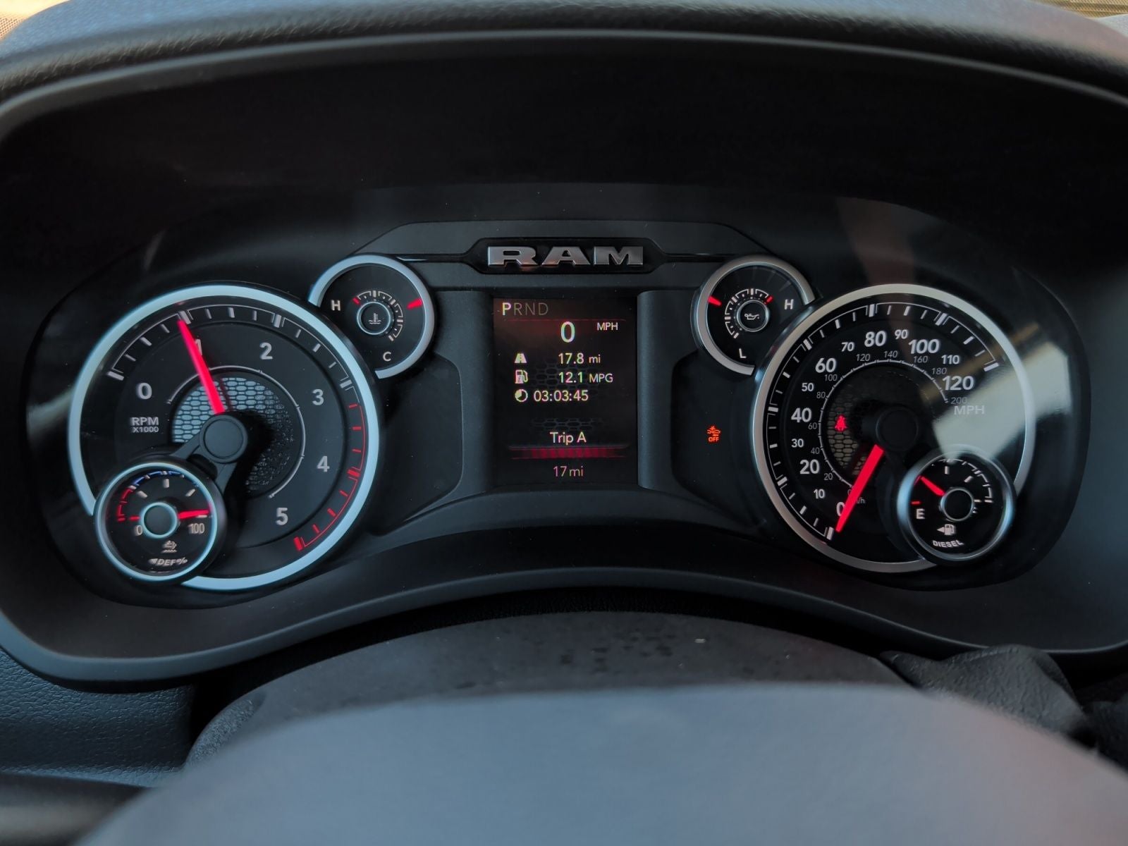 2025 RAM Ram 5500 Chassis Cab RAM 5500 TRADESMAN CHASSIS REGULAR CAB 4X2 120' CA