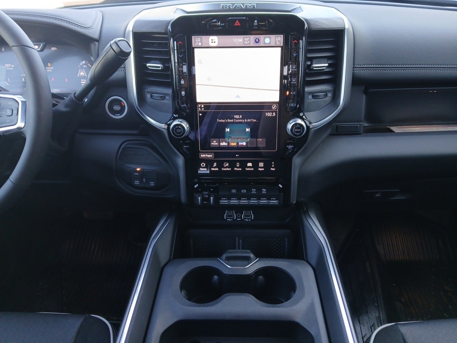 2026 RAM Ram 5500 Chassis Cab RAM 5500 BIG HORN CHASSIS CREW CAB 4X4 60' CA