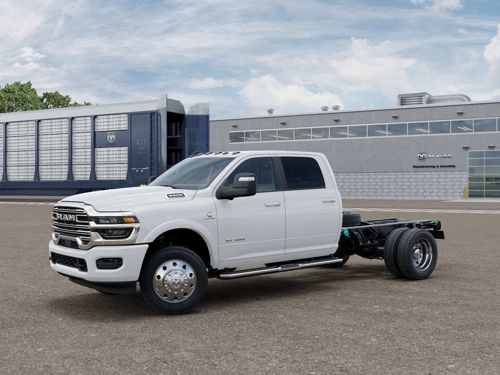 2027 RAM Ram 5500 Chassis Cab RAM 5500 BIG HORN CHASSIS CREW CAB 4X4 60' CA