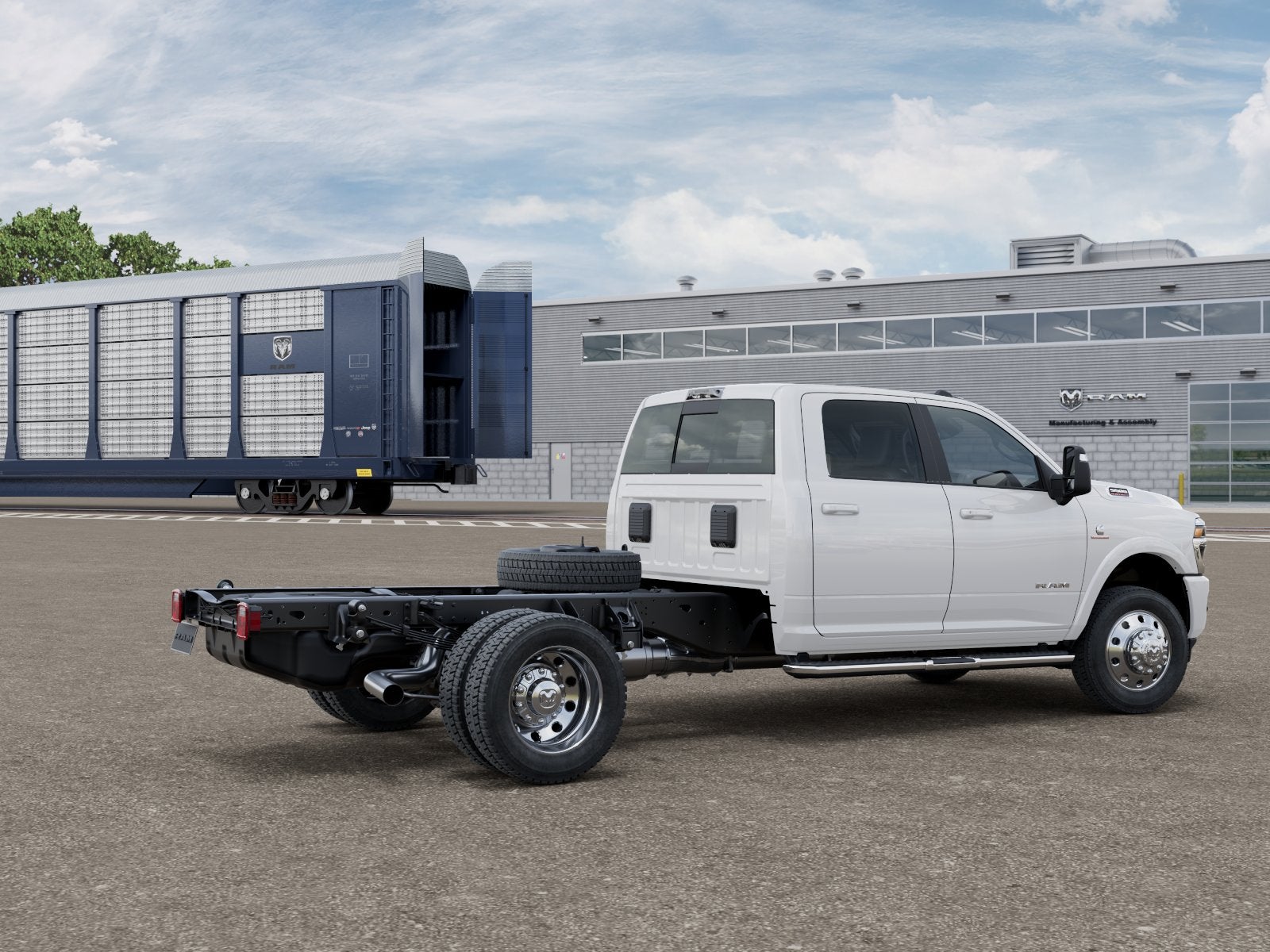 2027 RAM Ram 5500 Chassis Cab RAM 5500 BIG HORN CHASSIS CREW CAB 4X4 60' CA