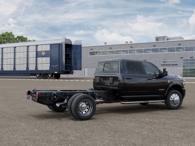 2026 RAM Ram 5500 Chassis Cab RAM 5500 BIG HORN CHASSIS CREW CAB 4X4 60' CA