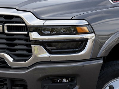 2026 RAM Ram 5500 Chassis Cab RAM 5500 BIG HORN CHASSIS CREW CAB 4X4 60' CA