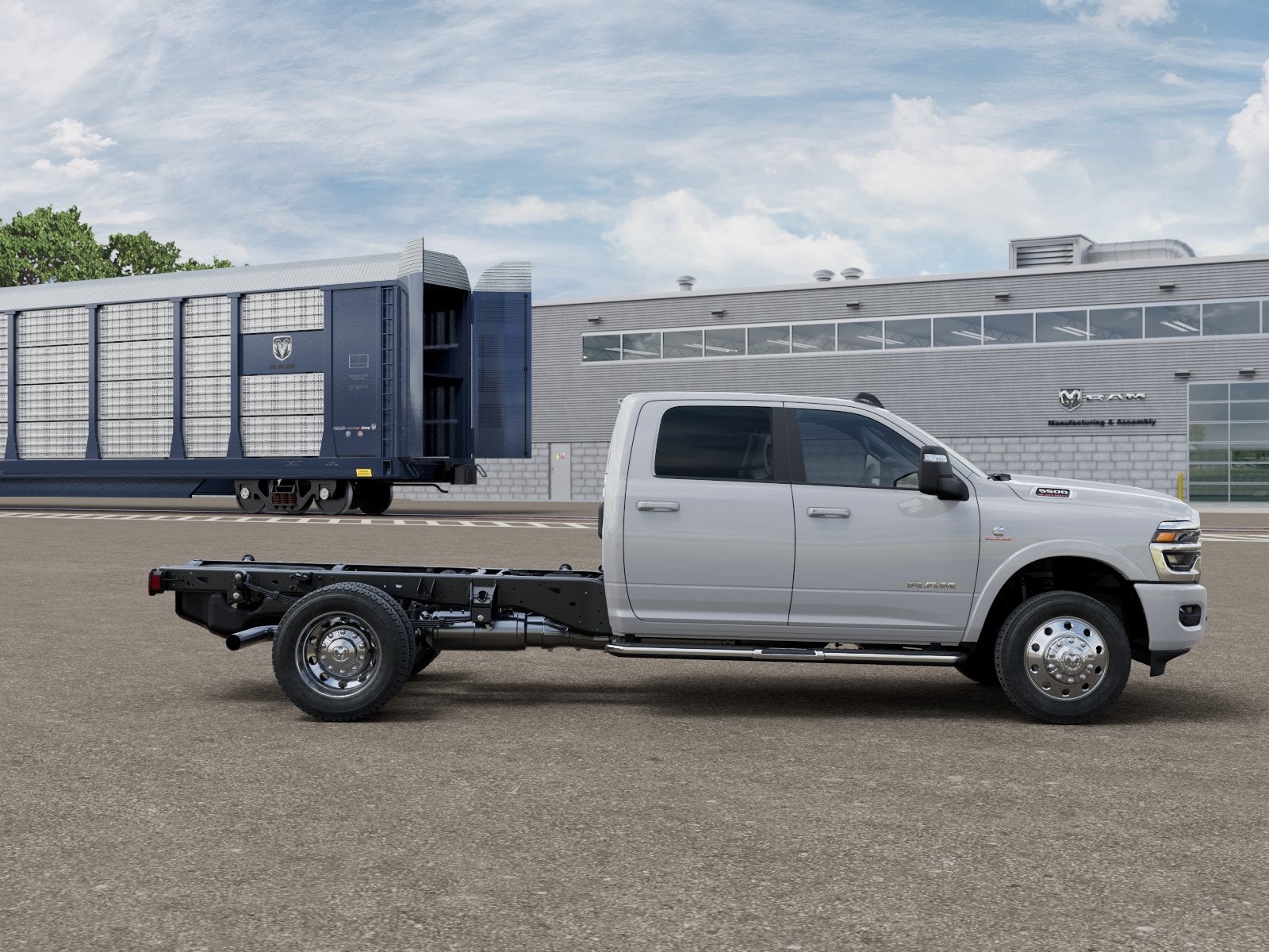 2026 RAM Ram 5500 Chassis Cab RAM 5500 BIG HORN CHASSIS CREW CAB 4X4 60' CA
