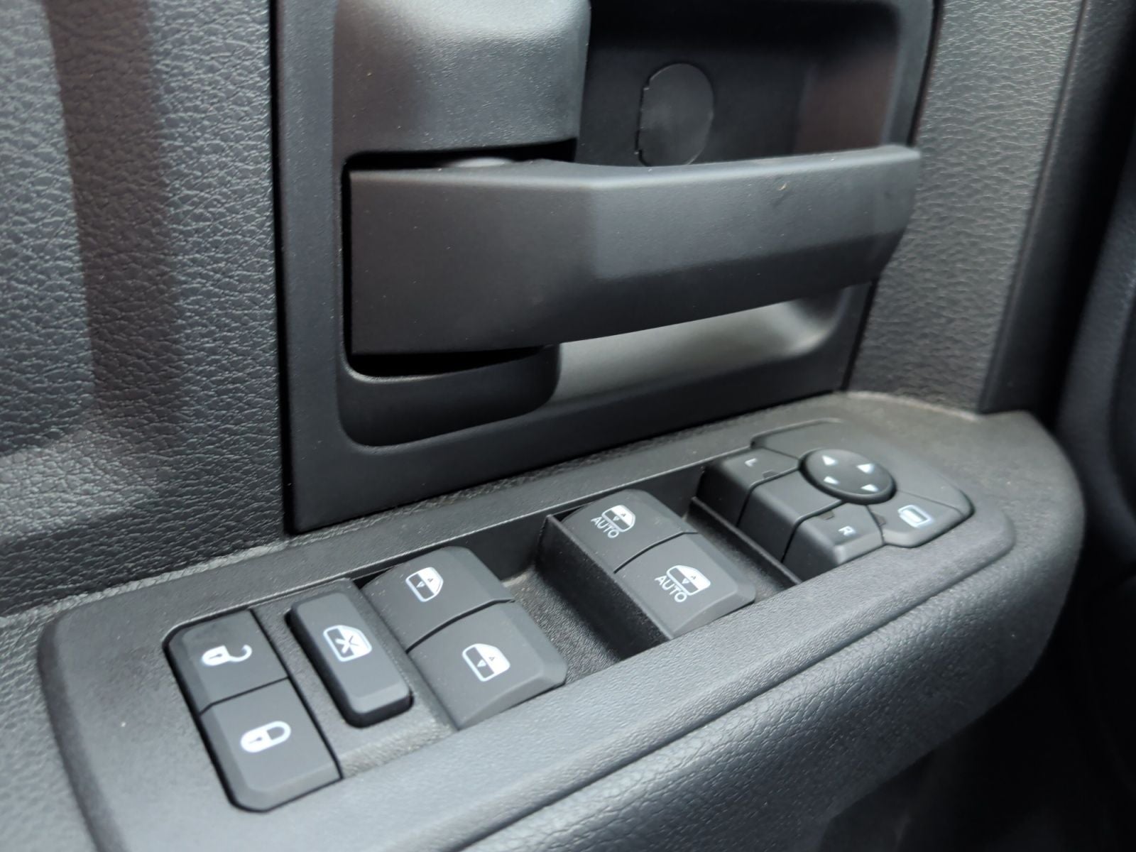 2026 RAM Ram 5500 Chassis Cab RAM 5500 TRADESMAN CHASSIS CREW CAB 4X4 60' CA