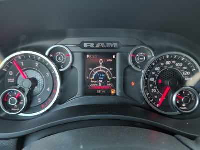 2026 RAM Ram 5500 Chassis Cab RAM 5500 TRADESMAN CHASSIS CREW CAB 4X4 60' CA