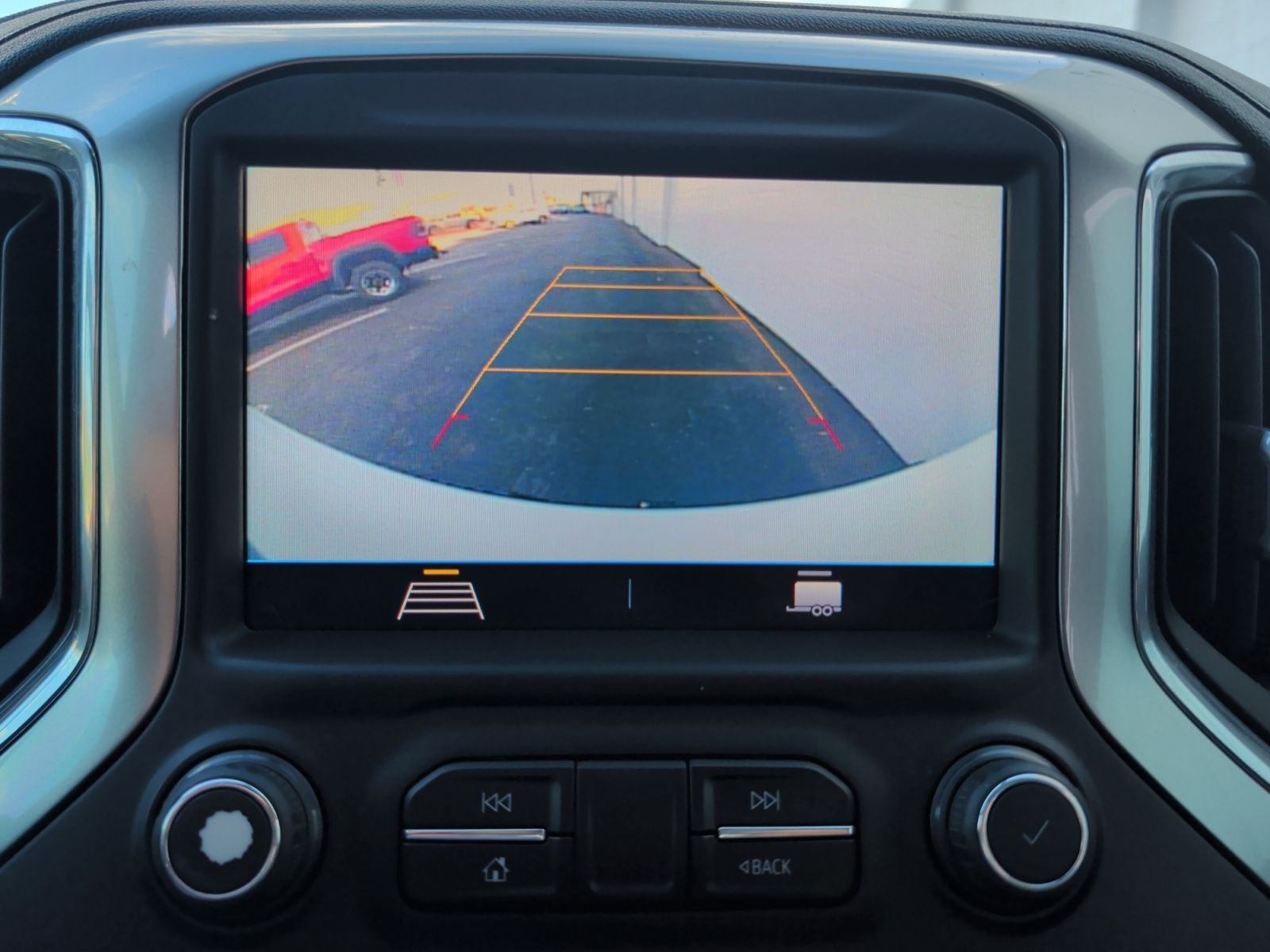 2020 Chevrolet Silverado 1500 4WD Crew Cab Short Bed LT