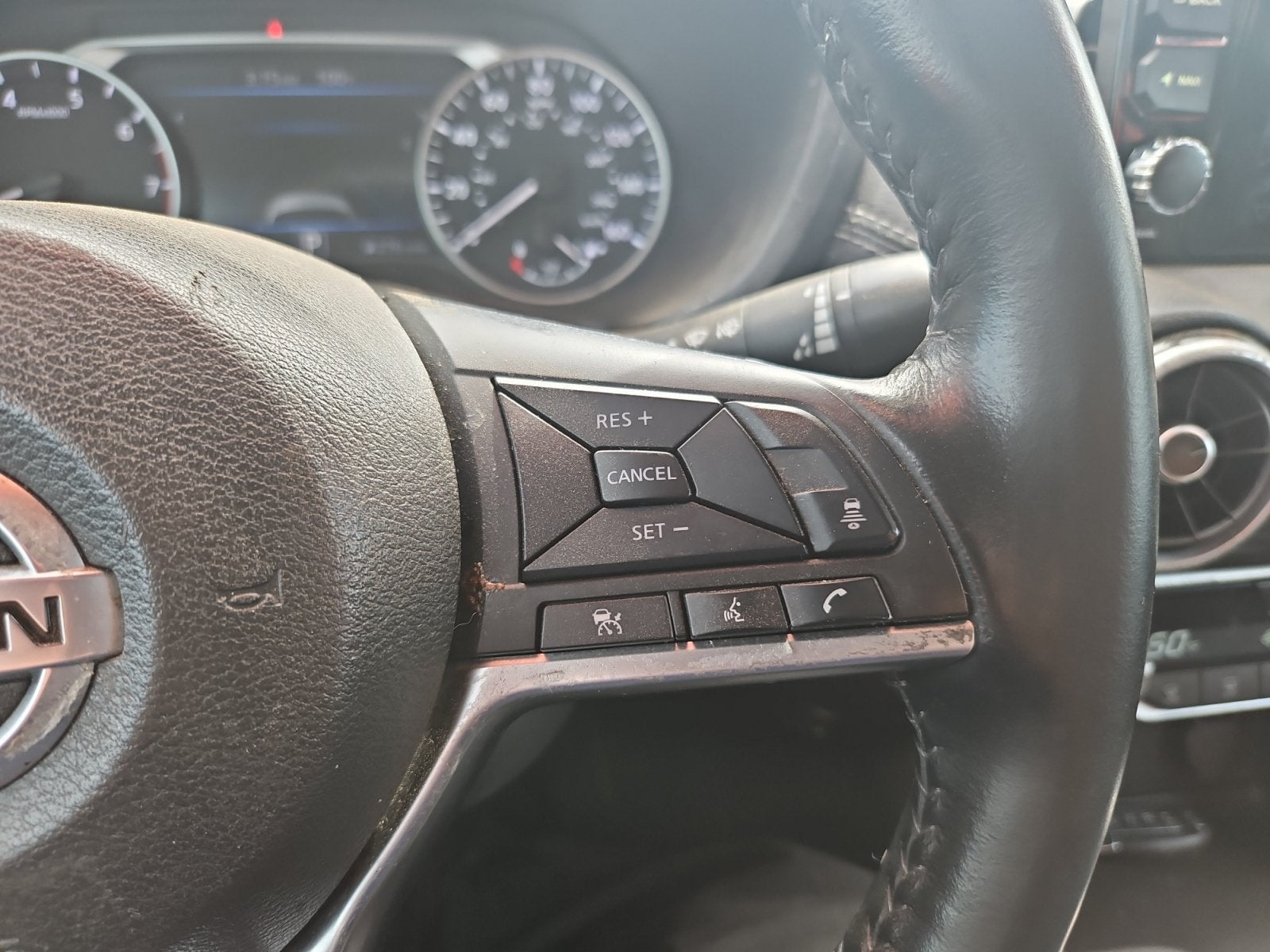 2022 Nissan Sentra SV Xtronic CVT