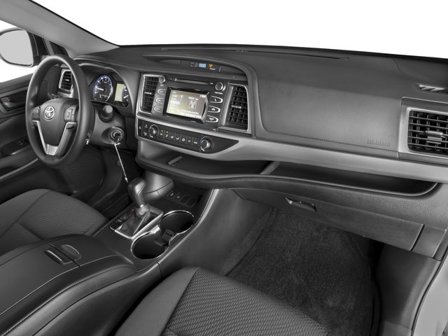 2016 Toyota Highlander LE V6