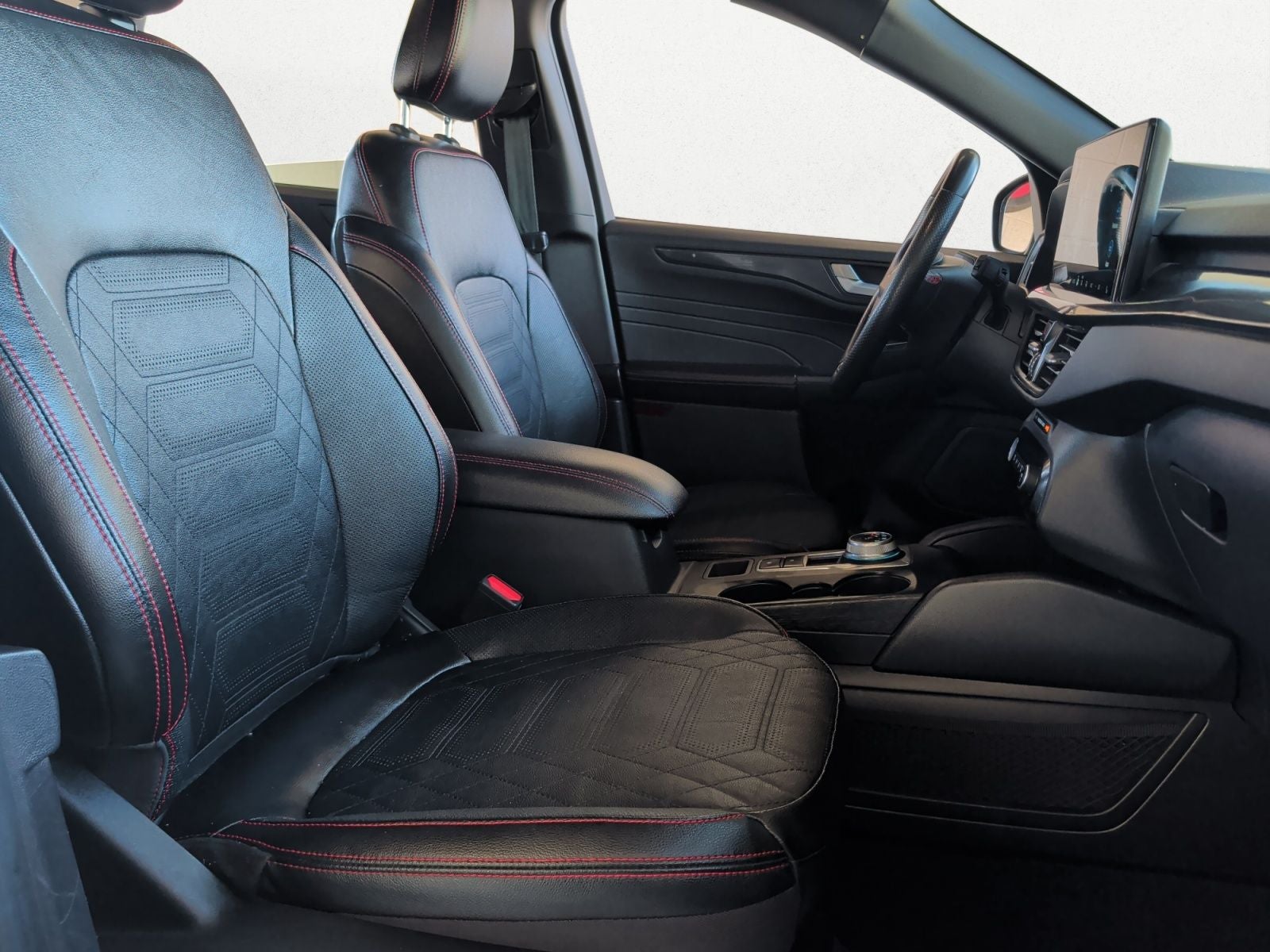2023 Ford Escape ST-Line Elite