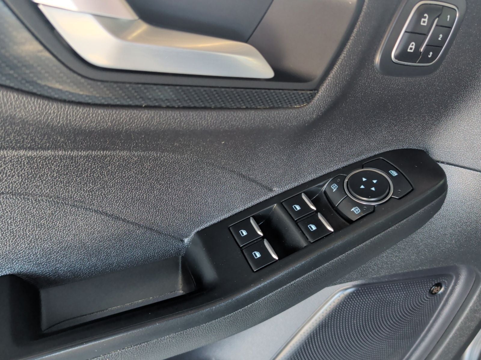 2023 Ford Escape ST-Line Elite
