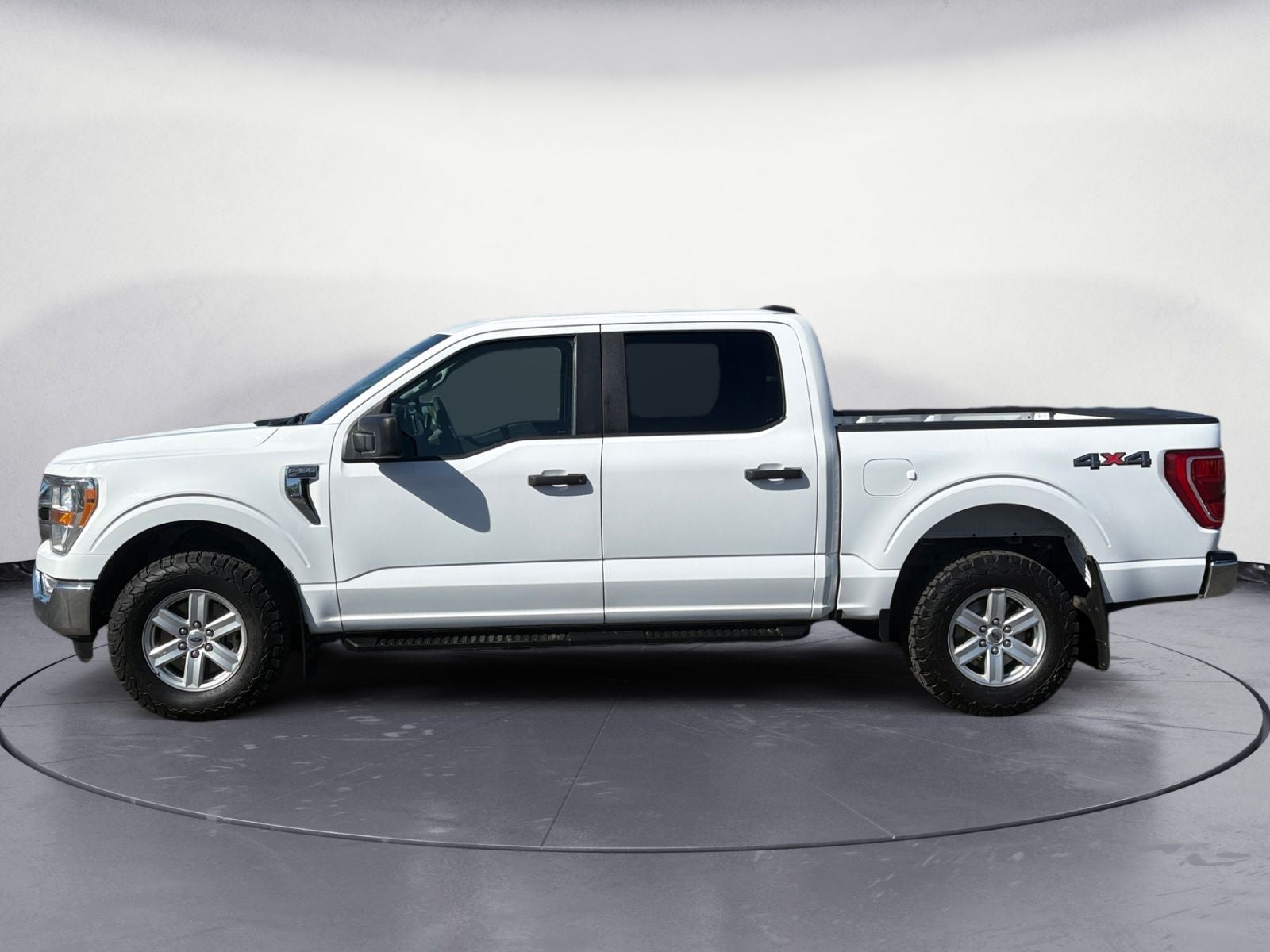 2022 Ford F-150 Base