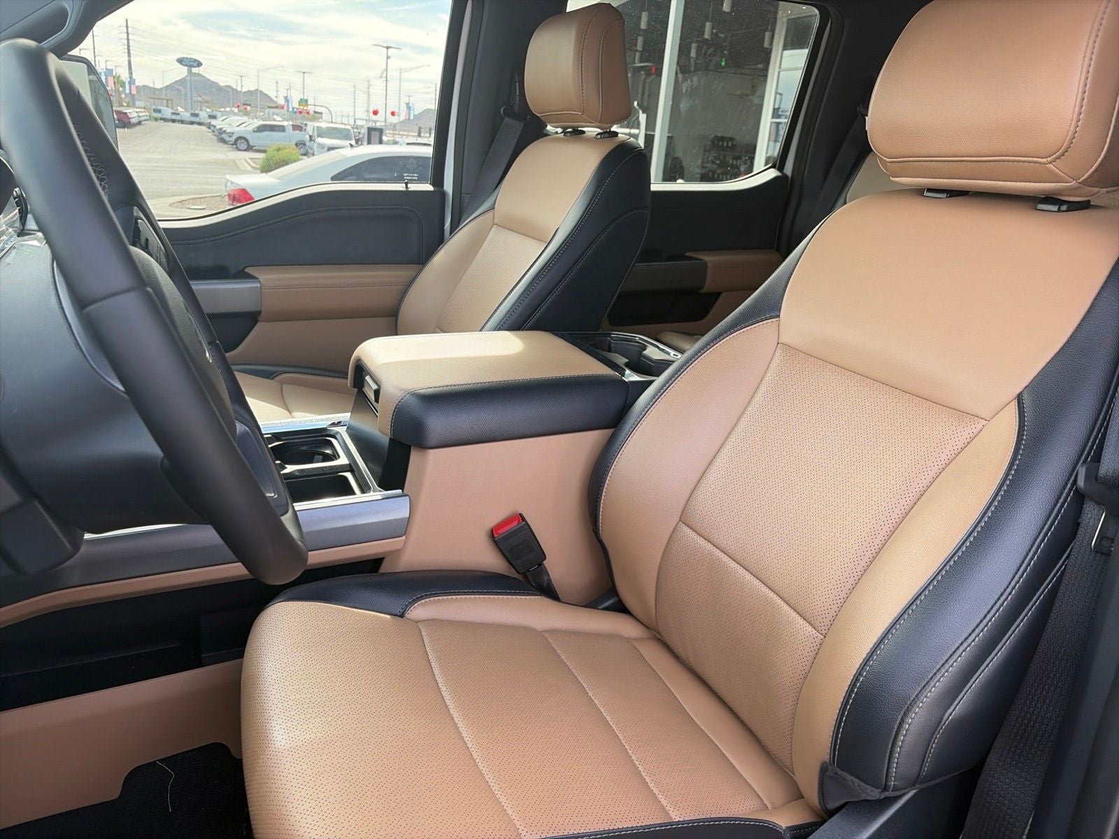 2025 Ford F-350SD Lariat